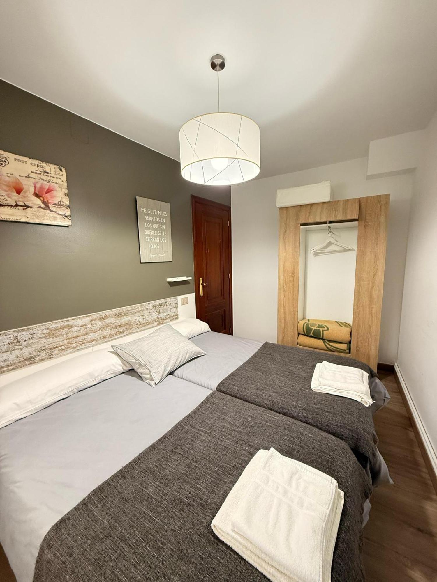 Apartamentos Portolux Пуэртомарин Экстерьер фото